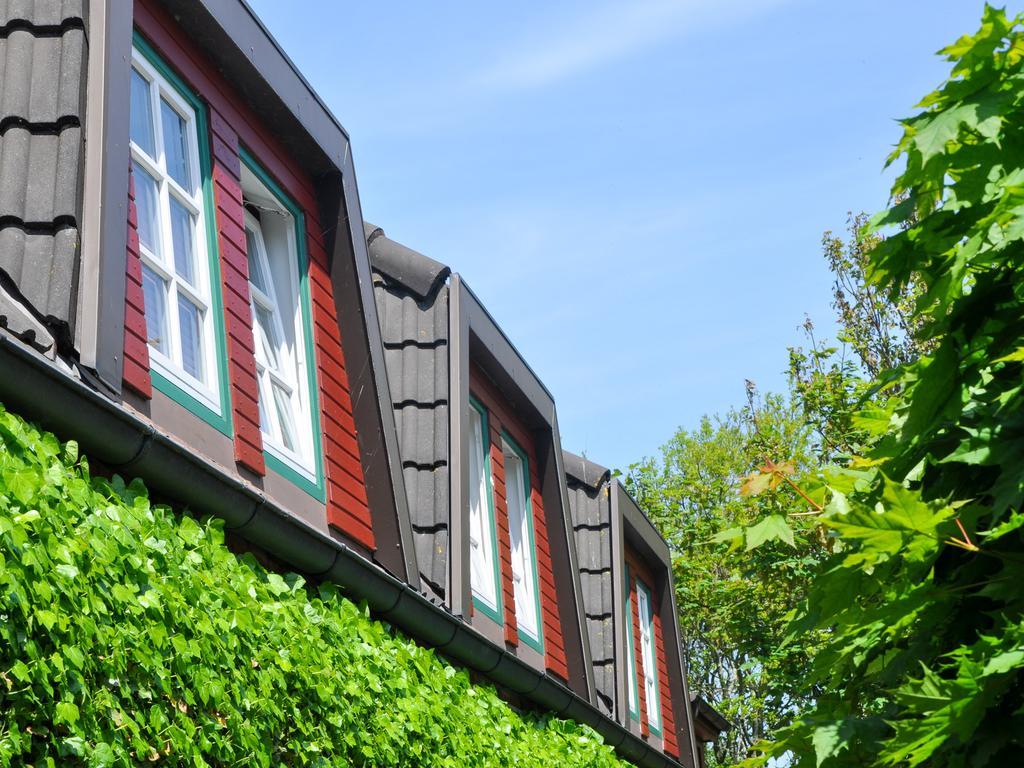 Apartamento Haus Am Deich Utersum Exterior foto